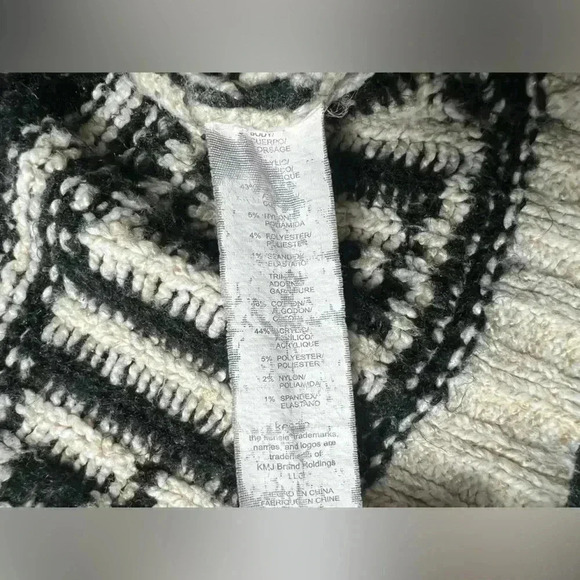 Kensie Boho Fringe Knit Cowl Neck Oversized Soft Comfy Chunky Cream Sweater M - Picture 11 of 11